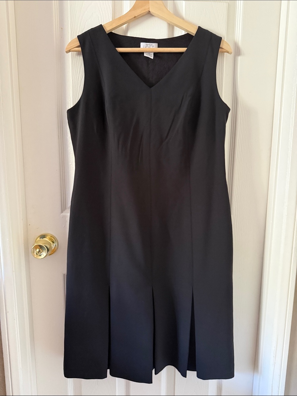 LOFT Black Sleeveless V-Neck Midi Pleated Dress
